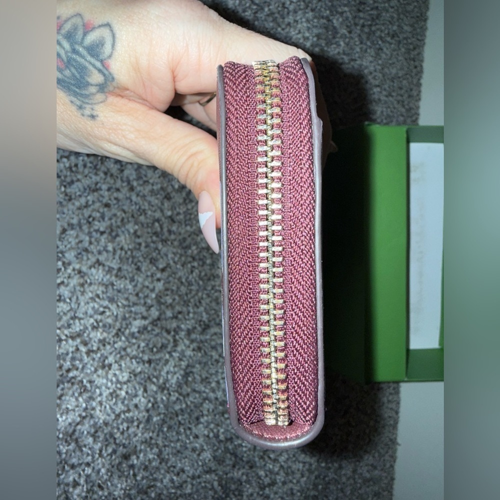 Kate Spade floral zip around wallet - Picture 6 of 15